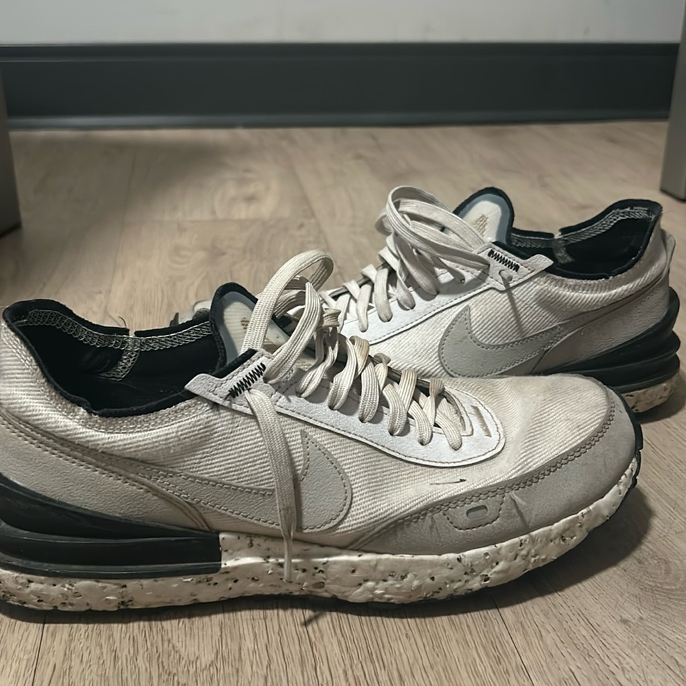 Men’s size 10.5 waffle crater one